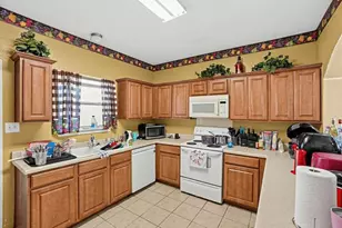 11408 Hereford St, Manor, TX 78653 - Photo 4