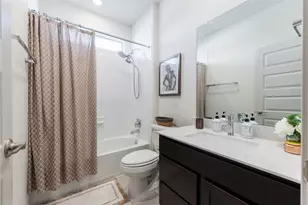 17900 Civorno Dr, Pflugerville, TX 78660 - Photo 16