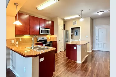 2505 San Gabriel Street #605, Austin, TX 78705 - Photo 6
