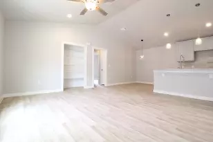 9404 Menchaca Rd, Austin, TX 78748 - Photo 8