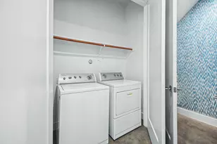 1218 Eleanor St, Austin, TX 78721 - Photo 16