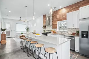 1218 Eleanor St, Austin, TX 78721 - Photo 8