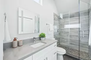 1218 Eleanor St, Austin, TX 78721 - Photo 26