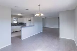 207 N Cougar Ave, Cedar Park, TX 78613 - Photo 6