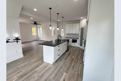 2818 E 22nd Street #3, Austin, TX 78722 - Photo 4