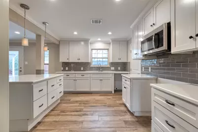 810 Vogel Drive, Lockhart, TX 78644 - Photo 10