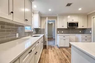 810 Vogel Dr, Lockhart, TX 78644 - Photo 12