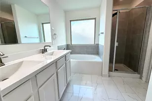 216 Star Pass, Jarrell, TX 76537 - Photo 16