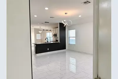 216 Star Pass, Jarrell, TX 76537 - Photo 4