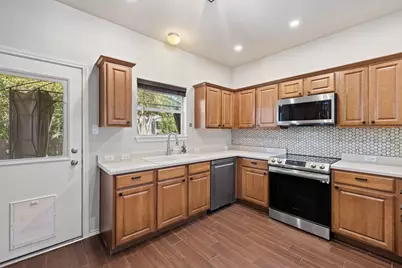 2002 Charlotte Estates Drive, Austin, TX 78744 - Photo 16