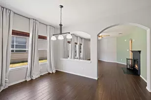 2002 Charlotte Estates Dr, Austin, TX 78744 - Photo 14
