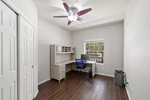 2002 Charlotte Estates Dr, Austin, TX 78744 - Photo 32