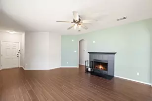 2002 Charlotte Estates Dr, Austin, TX 78744 - Photo 10