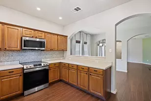 2002 Charlotte Estates Dr, Austin, TX 78744 - Photo 20