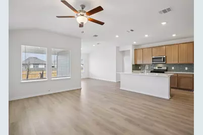 106 Pico Street, Hutto, TX 78634 - Photo 4