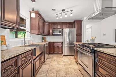 2640 W 45th Street, Austin, TX 78731 - Photo 10