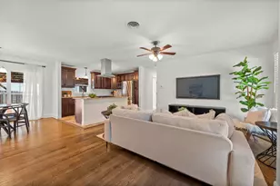 2640 W 45th St, Austin, TX 78731 - Photo 4