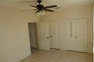 112 G Sandstone Dr, Jarrell, TX 76537 - Photo 10