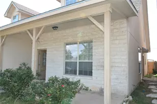 112 G Sandstone Dr, Jarrell, TX 76537 - Photo 2