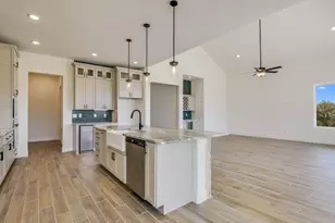 718 Indian Paint Blvd, Horseshoe Bay, TX 78657 - Photo 12