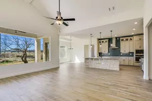 718 Indian Paint Blvd, Horseshoe Bay, TX 78657 - Photo 8