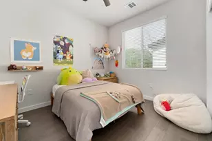 913 Valdez St, Austin, TX 78741 - Photo 34