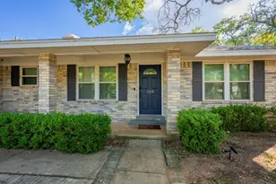 105 Cristol Dr, Fredericksburg, TX 78624 - Photo 4