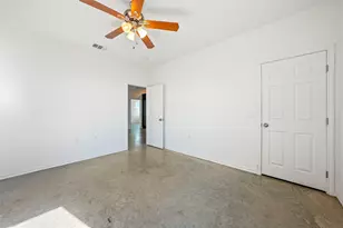 803 Hallie Cove, Lockhart, TX 78644 - Photo 14