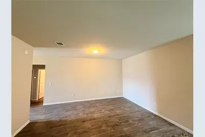 225 Cibolo Creek Drive, Kyle, TX 78640 - Photo 10