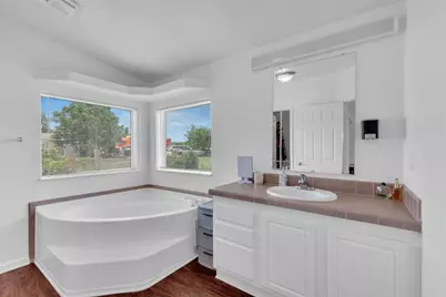 313 Rolling Meadows Lane, Kyle, TX 78640 - Photo 16