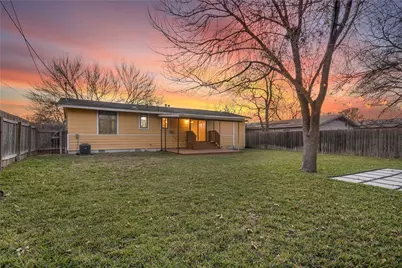 108 E Skyview Road, Austin, TX 78752 - Photo 24