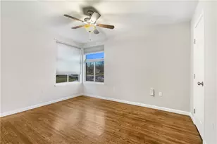 108 E Skyview Rd, Austin, TX 78752 - Photo 20