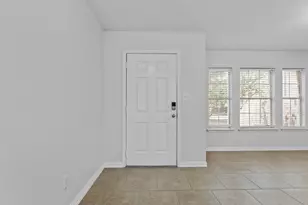 551 Whispering Hollow Dr, Kyle, TX 78640 - Photo 2