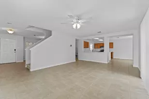 551 Whispering Hollow Dr, Kyle, TX 78640 - Photo 8