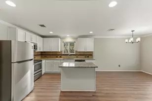 6605 Adair Dr, Austin, TX 78754 - Photo 8