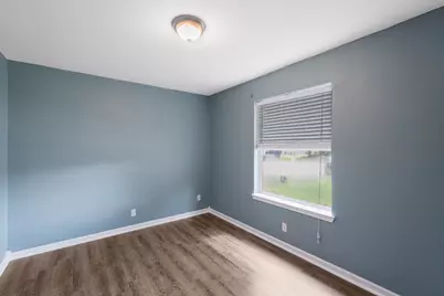 3003 Meadow Lane, Taylor, TX 76574 - Photo 12