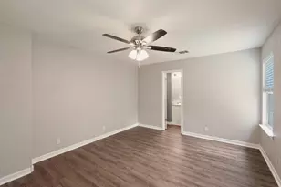 3003 Meadow Ln, Taylor, TX 76574 - Photo 8