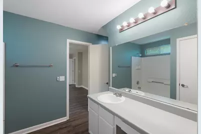 3003 Meadow Lane, Taylor, TX 76574 - Photo 10