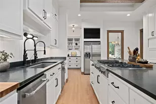 2618 Pecos St, Austin, TX 78703 - Photo 10