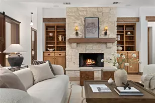 2618 Pecos St, Austin, TX 78703 - Photo 2