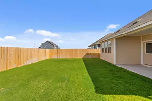 125 Arlington Park Loop, Hutto, TX 78634 - Photo 32