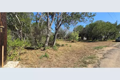 625 Dogwood Lane, Cottonwood Shores, TX 78657 - Photo 2