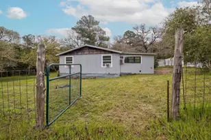 114 Fealy Rd, Red Rock, TX 78662 - Photo 16