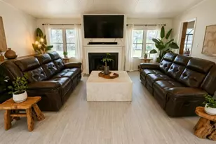 114 Fealy Rd, Red Rock, TX 78662 - Photo 4