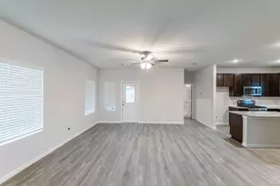 313 Timber Brook Dr, Hutto, TX 78634 - Photo 4