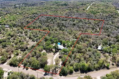 541 Hidden Oaks Drive, Elgin, TX 78621 - Photo 1