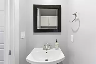 2202 Willow St, Austin, TX 78702 - Photo 8