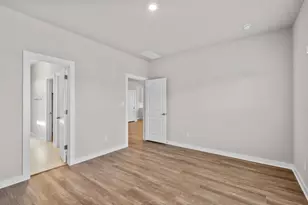 245 Red Tail Hawk Ln, Cedar Creek, TX 78612 - Photo 16