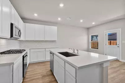 245 Red Tail Hawk Lane, Cedar Creek, TX 78612 - Photo 10