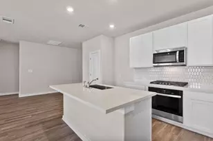 245 Red Tail Hawk Ln, Cedar Creek, TX 78612 - Photo 8